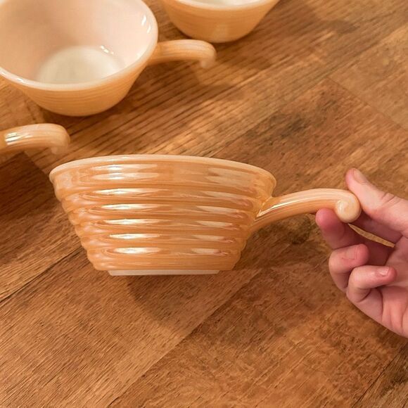 Fire King Set of Five Peach Lustre Ribbed Beehive Design Bowls with Handle - Picture 4 of 15